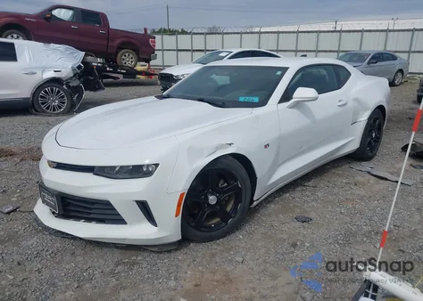 2017 Chevrolet Camaro 1Ls z USA, uszkodzony, nr VIN 1G1FA1RX2H0189347